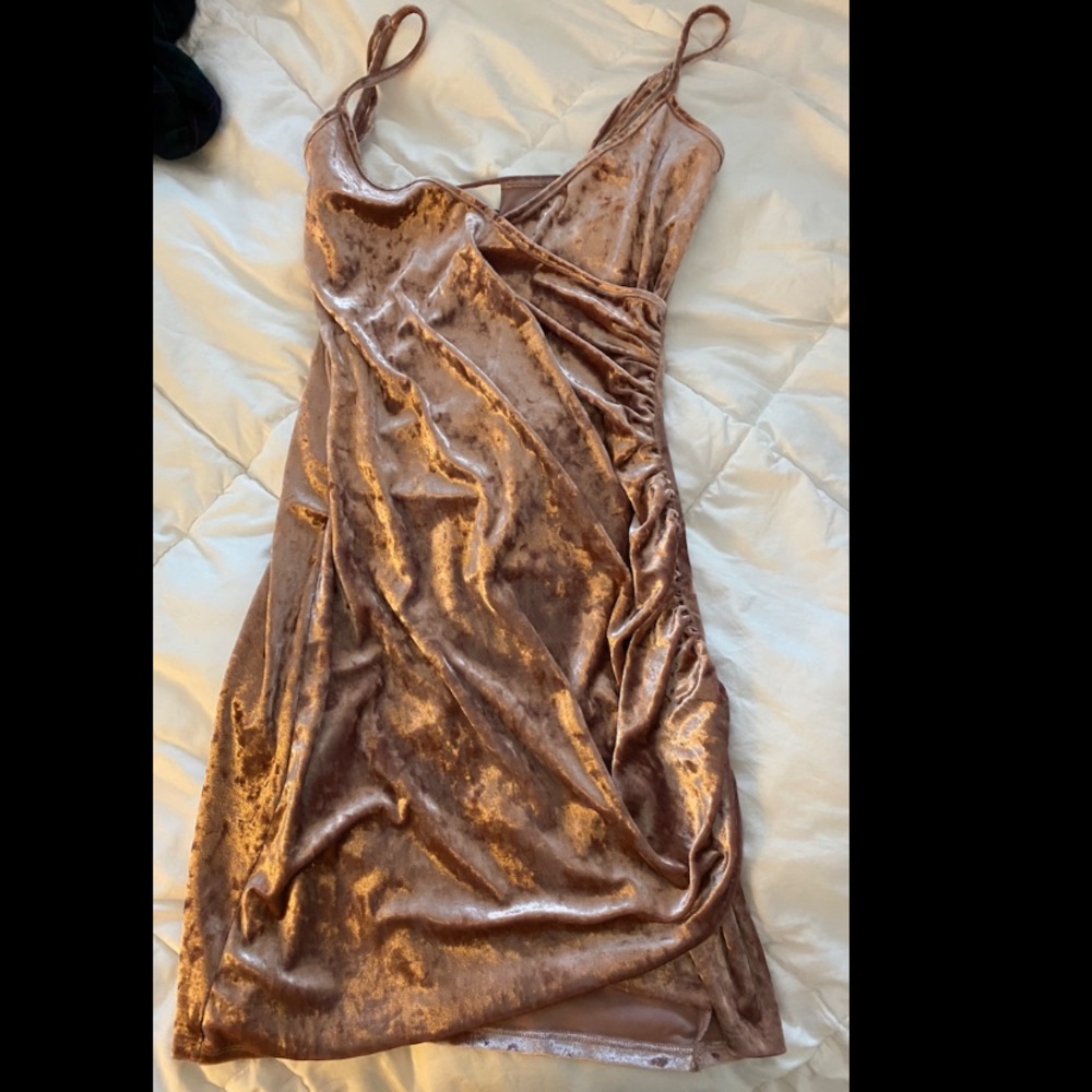 Dusty rose velvet dress
